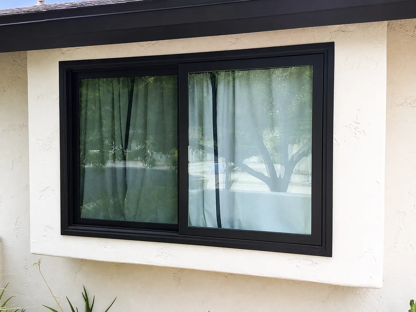 Sliding Windows Exterior